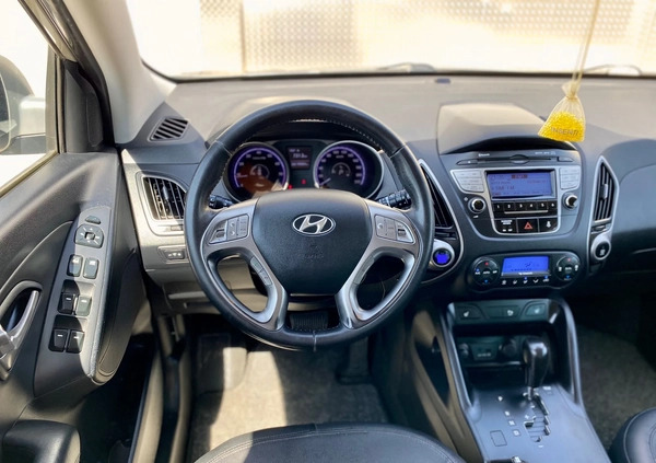 Hyundai ix35 cena 41900 przebieg: 187000, rok produkcji 2011 z Pisz małe 301